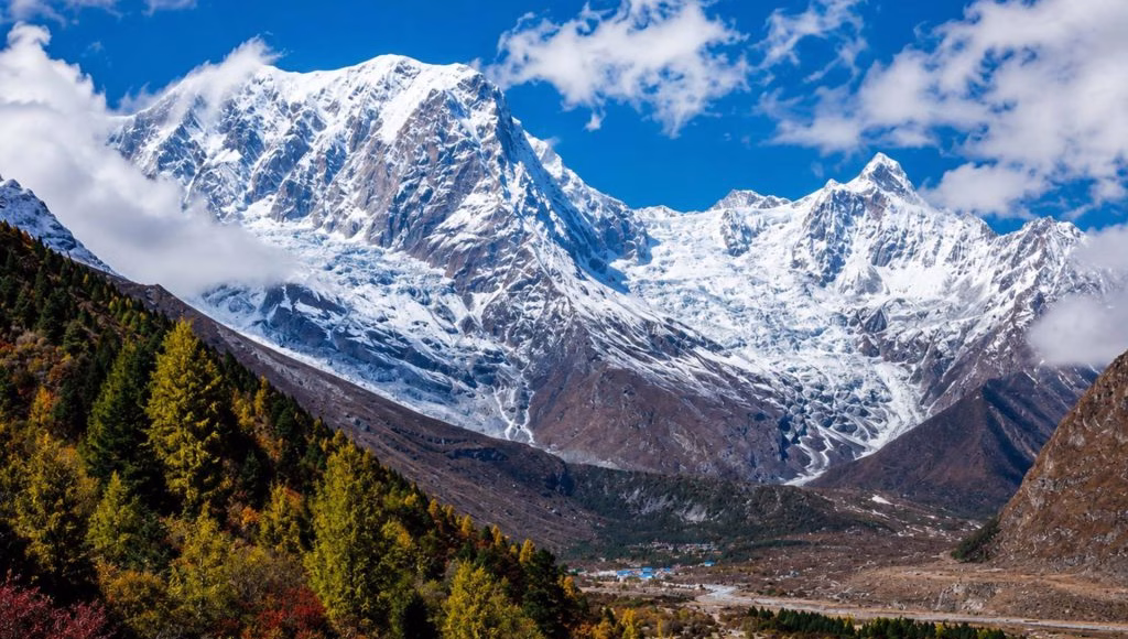 Manaslu Circuit Trek