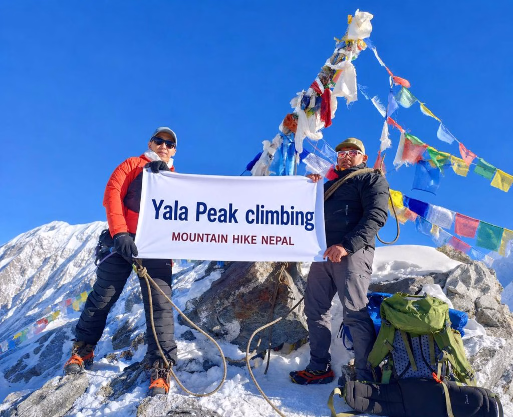 trek Nepal musim